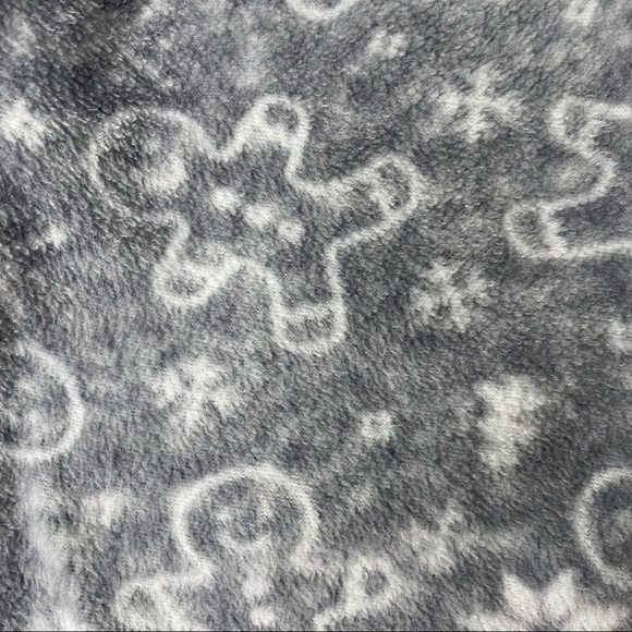 Girls 3T The children’s place “give me a break” 2 Piece Pyjama set Christmas pjs - Picture 3 of 5